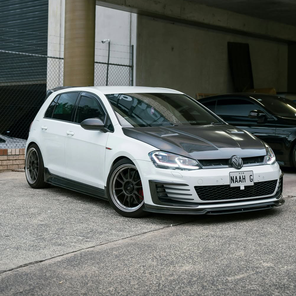 Volkswagen Carbon Fiber ASPEC Style Side Skirts for Golf MK7 & 7.5